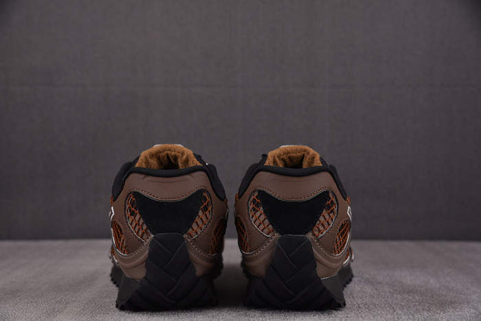 b0tt*ga Ven*ta orbit sneaker bv011