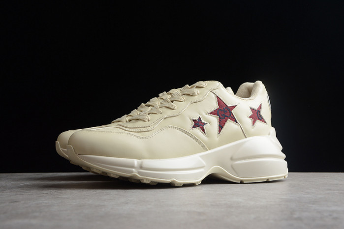 G*u*i* trainer sneaker 84