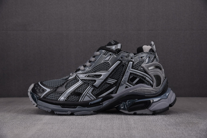 RUNNER SNEAKER RS012