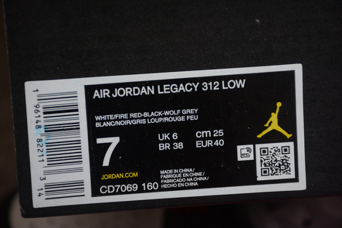 AIR JORDAN LEGACY 312 LOW “BLACK TOE” CD7069-160