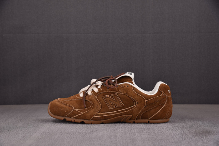 NEW BALANCE x Miu Miu 530 SL ''Cinnamon''