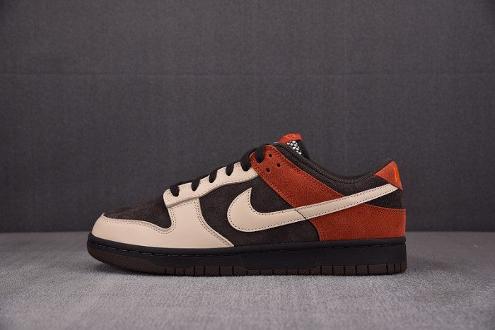 NIKE Dunk Low ''Red Panda'' FV0395-200