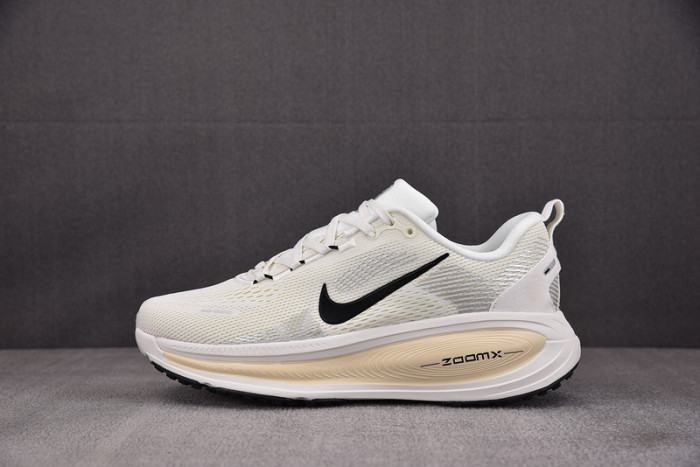 Nike Air Zoom Vomero 18 ''Coconut Milk'' HM6804-101