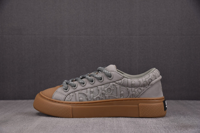 D10r b33 sneakers b330025