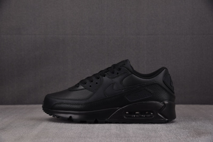 Nike Air Max 90 LTR Triple Black CZ5594-001