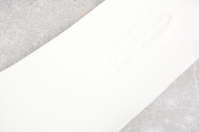 G*u*i* trainer sneaker 93