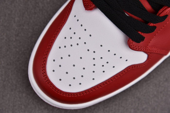 Jordan 1 Low Bulls 553558-163