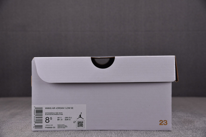 Jordan 1 Low SE Emerald Rise (Women