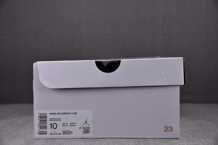 WMNS AIR JORDAN 1 LOW 