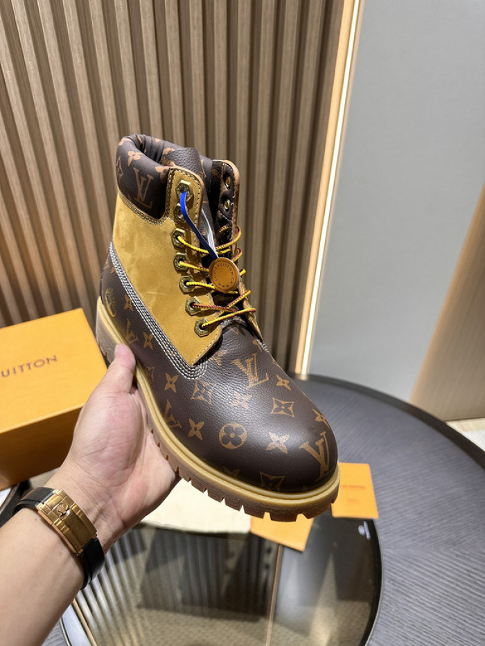 LV BOOTS L000019