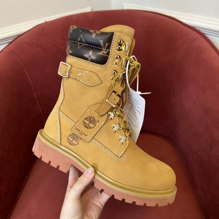 LV BOOTS L000023