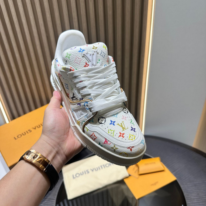 LV TRAINER SNEAKER LVT-000610