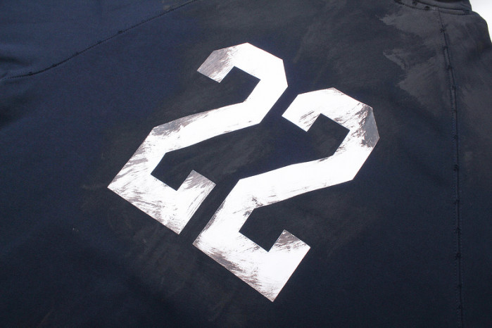 Balenciag**a CLOTHES BAC00002