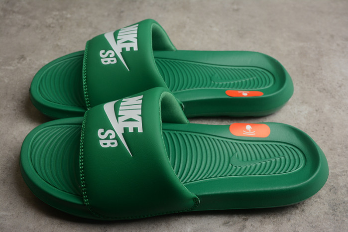 NIKE SANDALS N-026