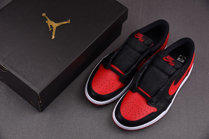 Jordan 1 Retro Low Bred (2015) 705329-001