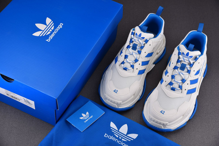 TRIPLES TRAINER SNEAKERS 2000120