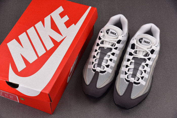 NIKE Air Max 95 OG 