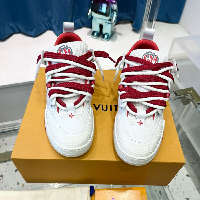 LV SNEAKER LV-000432