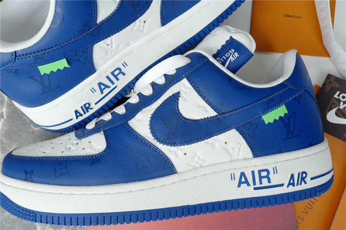 LV SNEAKER LV-000249