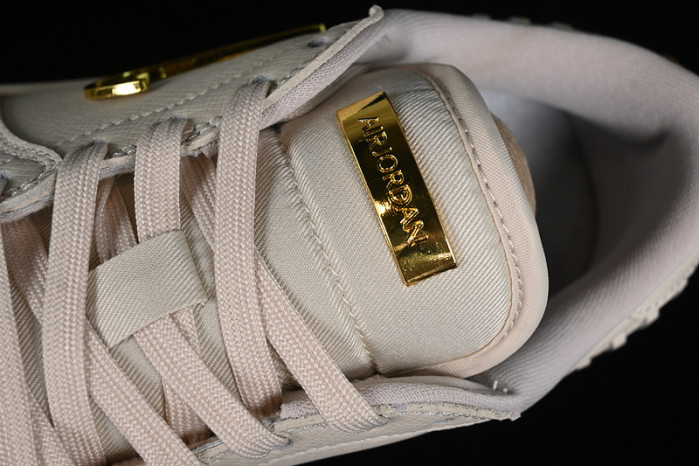 AIR JORDAN 1 LOW METHOD OF MAKE “LEGEND LIGHT BROWN” FN5032-200