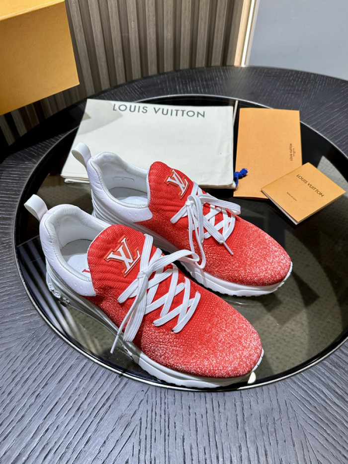 LV SNEAKER LV-000611