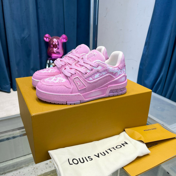 LV SNEAKER LV-000466