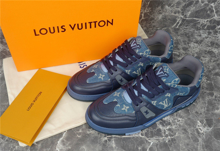 LV SNEAKER LV-000276
