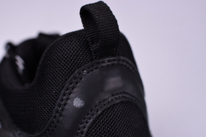 TRIPLES TRAINER SNEAKERS 2000002