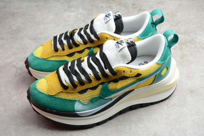 Sacai x Nike Pegasus VaporFly SP BV0073-103