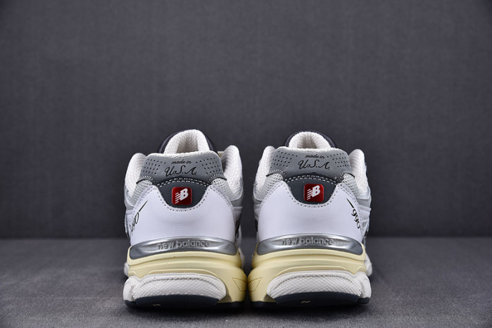 NEW BALANCE SNEAKER NB020