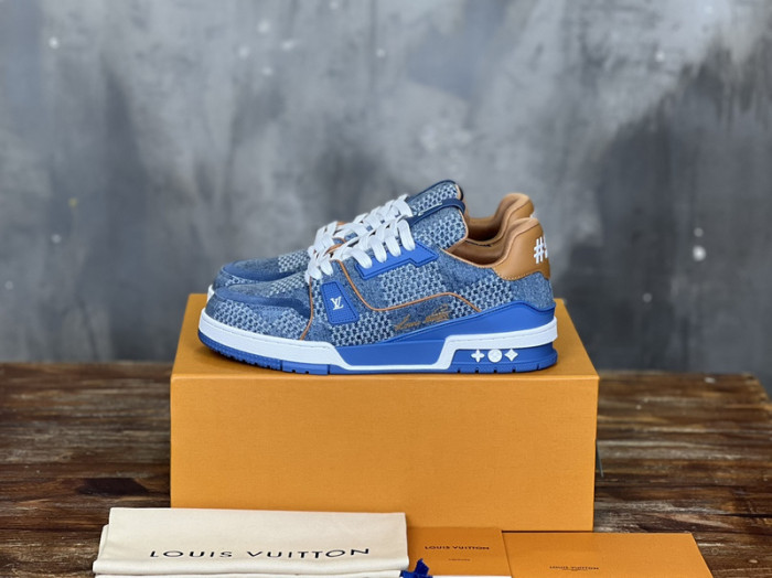 LV SNEAKER LV-000541