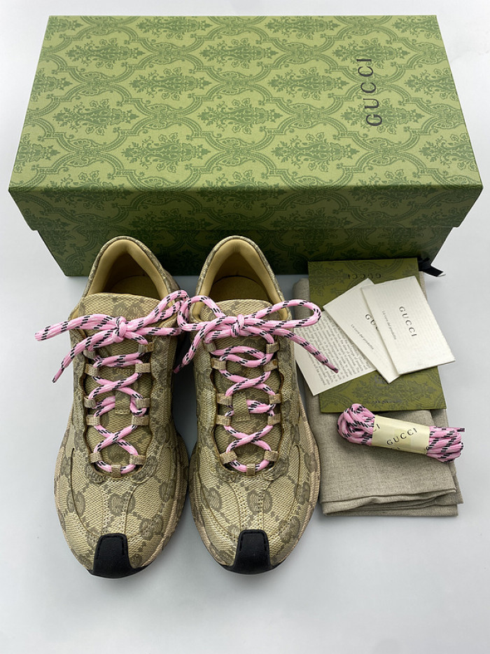 G*u*i* trainer sneaker128