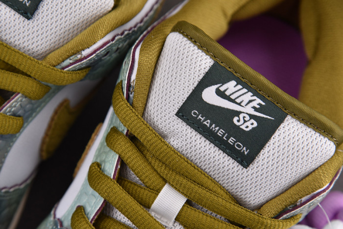 Alexis Sablone x Nike SB Dunk Low 