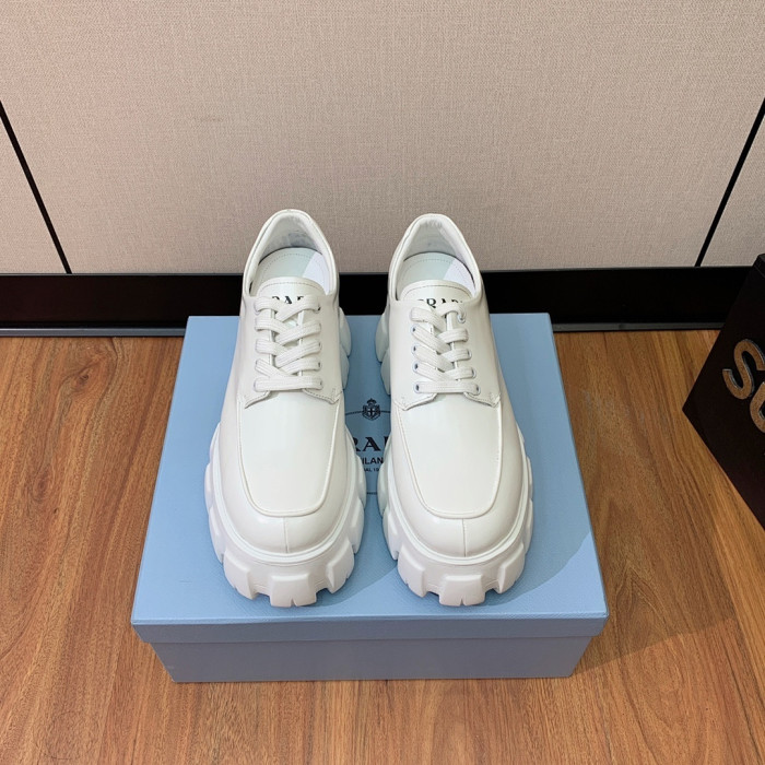 Pra*a boots sneakers