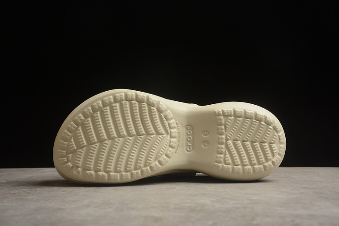 Cr*0*s x salehe bembury c00022