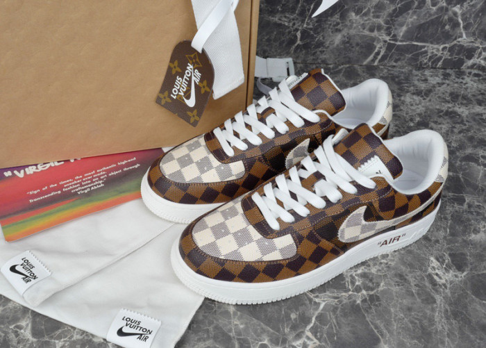 LV SNEAKER LV-000239