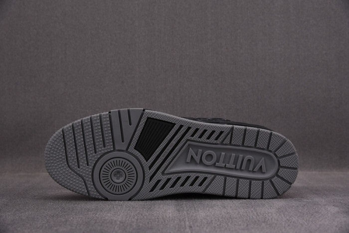 LV SNEAKER LV-000146