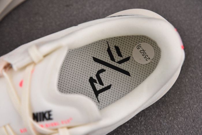 Nike Rival Fly 4 Sail Pale Ivory Guava Ice Black FV6040-104