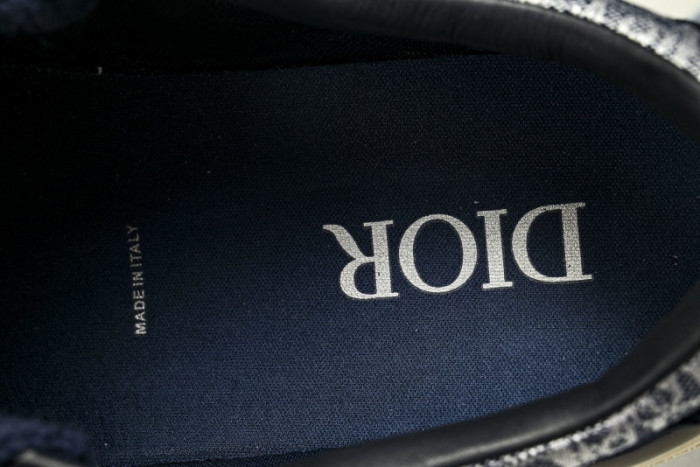 D10r b33 sneakers b330014