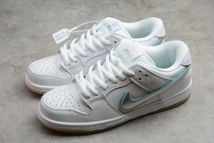 Di*m*nd s*pply co. x dunk low pro sb 