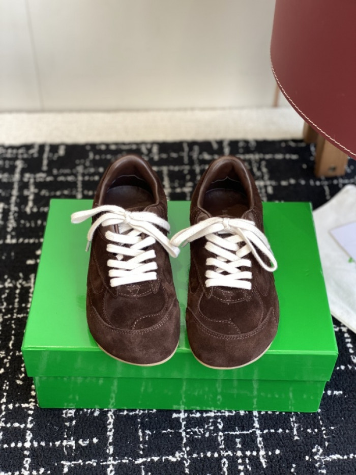 b0tt*ga Ven*ta orbit sneaker bv024