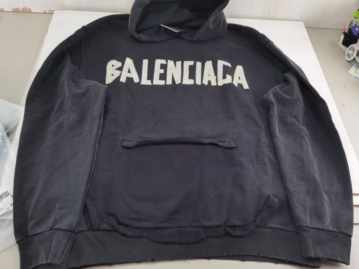 Balenciag**a CLOTHES BAC00001