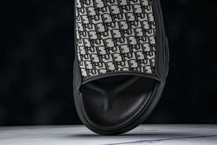 DIO*R SANDALS H00120