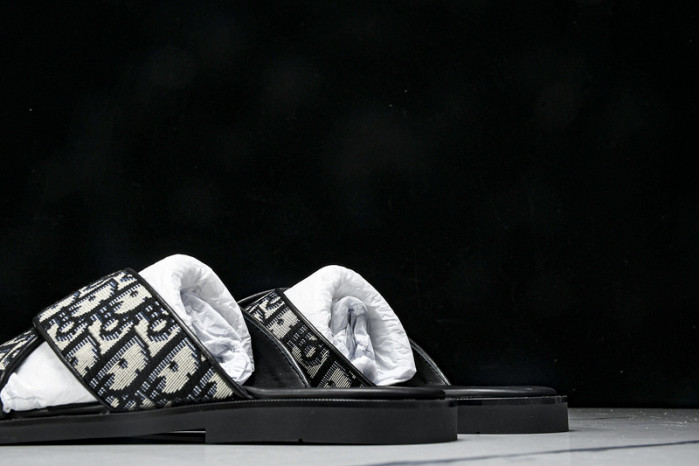 DIO*R SANDALS H00121