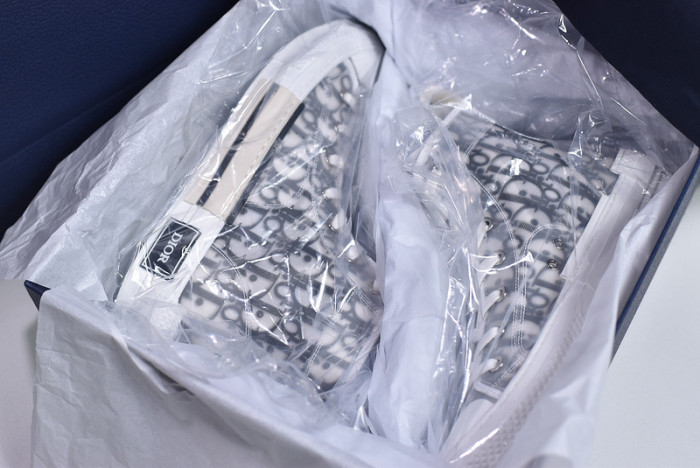 B23 Oblique High Top Sneakers white T004801-1069