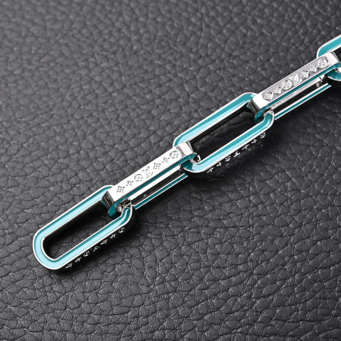 l0vis Vvtt0n lvbl0004