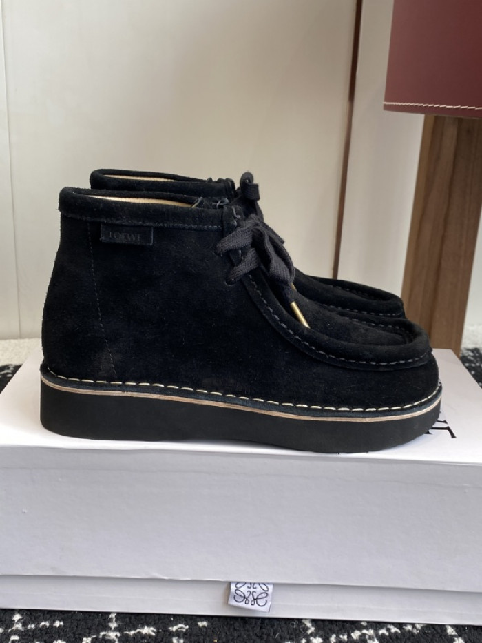 L0ew* boots