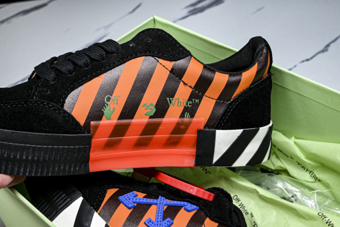 OFW Sneakers OW10039