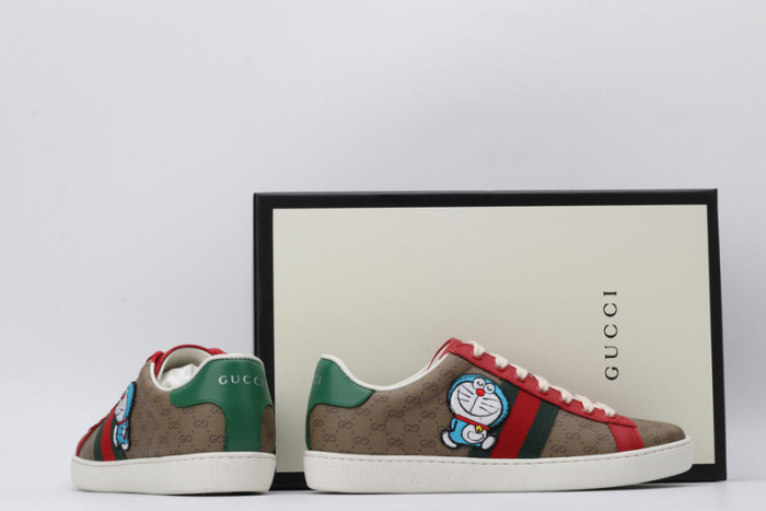 G*u*i* trainer sneaker64