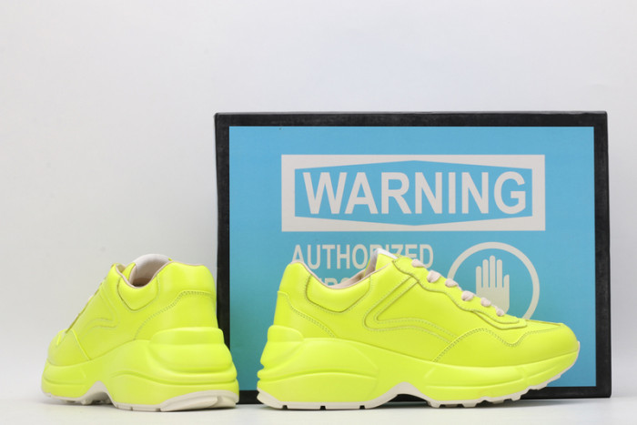 G*u*i* trainer sneaker29